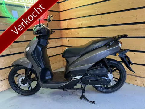 Peugeot Bromscooter Tweet Evo (bj 2019, automaat)