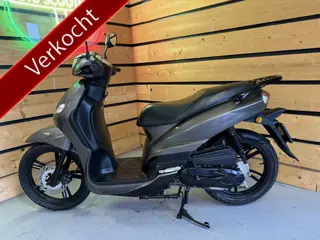 Peugeot Bromscooter Tweet Evo (bj 2019, automaat)