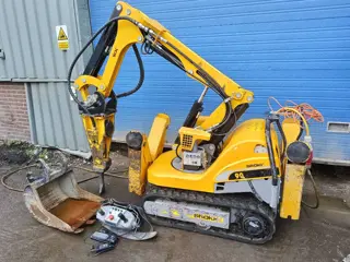 Brokk 90 husqvarna robot remote excavator digger bagger