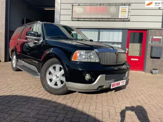 Lincoln NAVIGATOR 5.4L V8