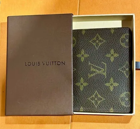 Louis Vuitton - card holder - Documenthouder