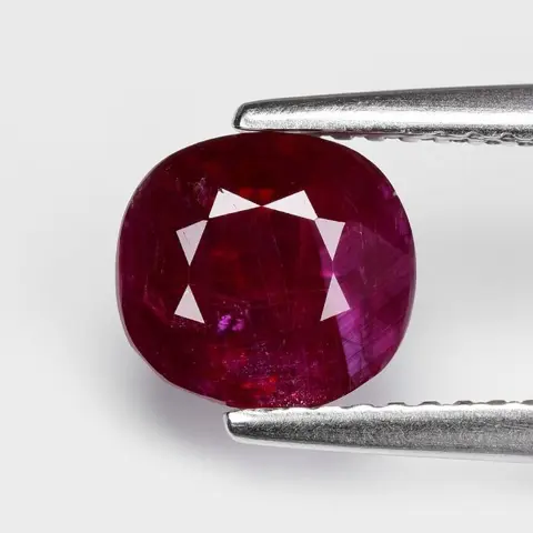 *No-Reserve* - Intens rood Robijn - 2.26 ct