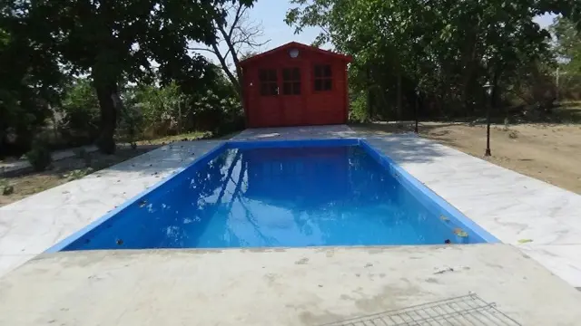 Dubbele woning incl. zwembad te koop in Hongarije