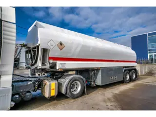 EKW EKW-ROC32T2D - 32 000 L/5 comp. (bj 1999)