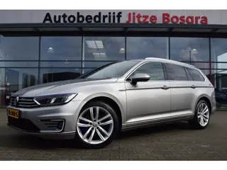Volkswagen Passat Variant 1.4 TSi GTE DSG Highline LED | Panoramadak | Leder/Alcantara | Carplay | A