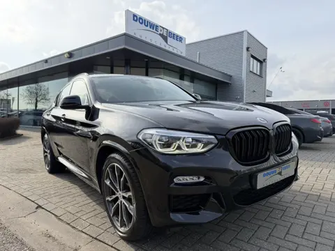 BMW X4 xDrive20i M-sport Pano-Dak | Trekhaak | Leer | Memory | HUD