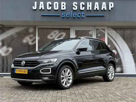 Volkswagen T-Roc 1.5 TSI Sport Automaat / Carplay / Navi / 18" LM / Adap. Cruise. / Parkeersensoren 