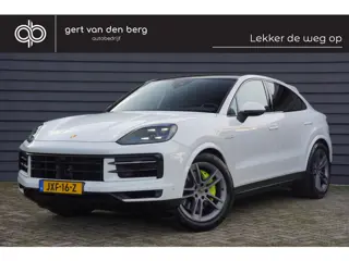 Porsche Cayenne Coupé 3.0 E-Hybrid Black Edition - PANODAK - TREKHAAK - LUCHTVERING - BOSE -