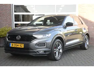 Volkswagen T-Roc 1.5 TSI Sport Business R-Line | Trekhaak | All Seasons | Dealer onderhouden |