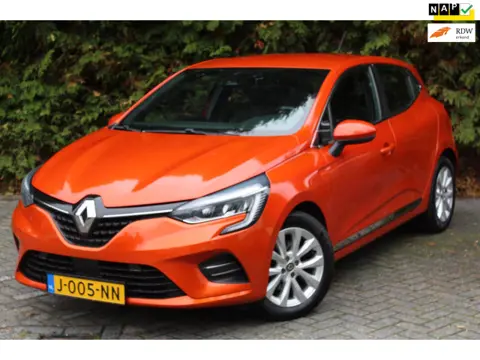 Renault Clio 1.3 TCe Intens 131PK | Climate Control | Parkeercamera | Cruise Control | Apple/Android