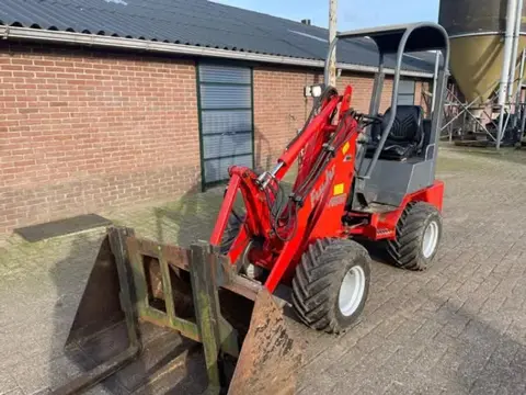 Fuchs F853H shovel loader (bj 2011)