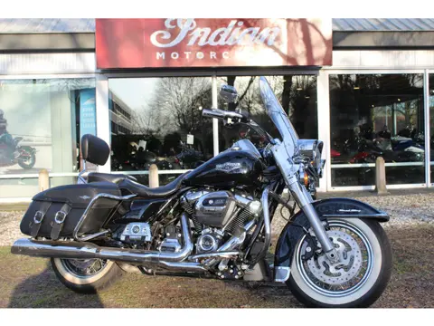 Harley-Davidson Road King  FLHR-C Road-King Classic
