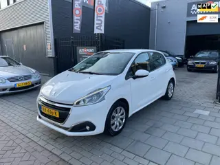 Peugeot 208 1.2 PureTech Blue Lion 3e Eig! Navi Airco PDC NAP APK