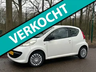 Peugeot 107 1.0-12V XR RIJDGOED/NWEAPK/INRUILKOOP/3DRS/