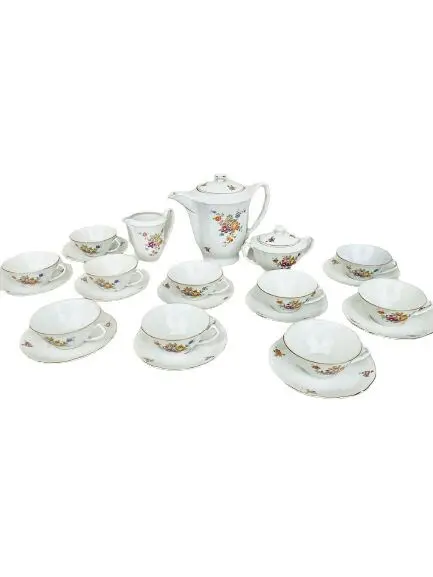 Kostbaar koffieservies uit Tsjechoslowakije met vergulding