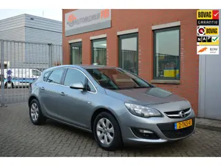 Opel Astra 1.4 Turbo Business + 140PK AIRCO/NAVI/6BAK/PDC/CRUISE