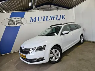 SKODA OCTAVIA Combi 1.0 TSI Greentech Style Business / Trekhaak / LED / Pano
