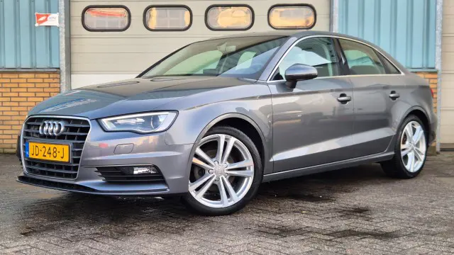 AUDI A3 1.4 TFSI AMBI. PL+