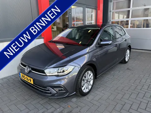 Volkswagen Polo 1.0 TSI Life Automaat | IQ Light | Stoelverwarming | ACC | Apple Carplay | Alcantara