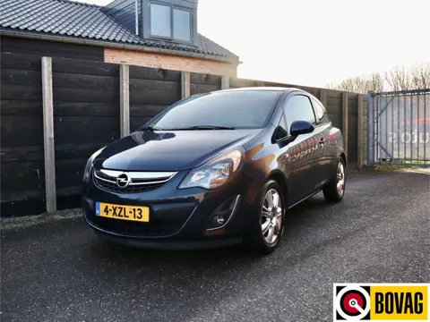 Opel Corsa 1.4-16V BlitZ NL-auto, A/C, cruise, navi