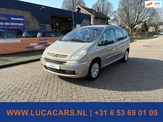 Citroen Xsara Picasso 1.6i Attraction 2X SLEUTEL + BOEKJES!