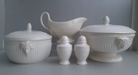 John Goodwin - Wedgwood - Ovenschaal, Peper-en-zoutstel
