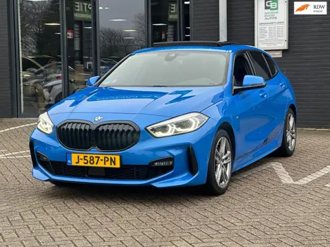 BMW 1-serie 118i Executive Edition/PANO-DAK/NAVI/CARPLAY/LED/NL AUTO NAP!!