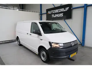Volkswagen Transporter 2.0 TDI 150PK L2H1 - N.A.P. Airco, Cruise, Trekhaak.