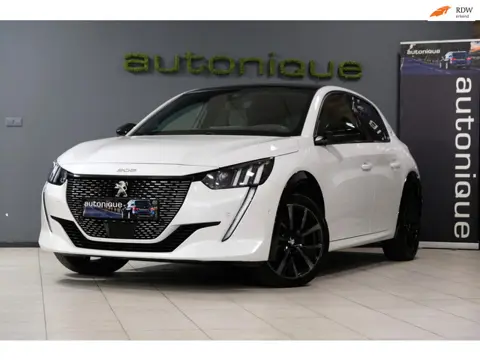 Peugeot 208 1.2 PureTech GT Pack *PANORAMADAK* Leder/Alcantara|Apple Carplay/Camera