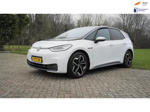 Volkswagen ID.3 First Plus 58 kWh Camera verwarmde stoelen SOH Rapport
