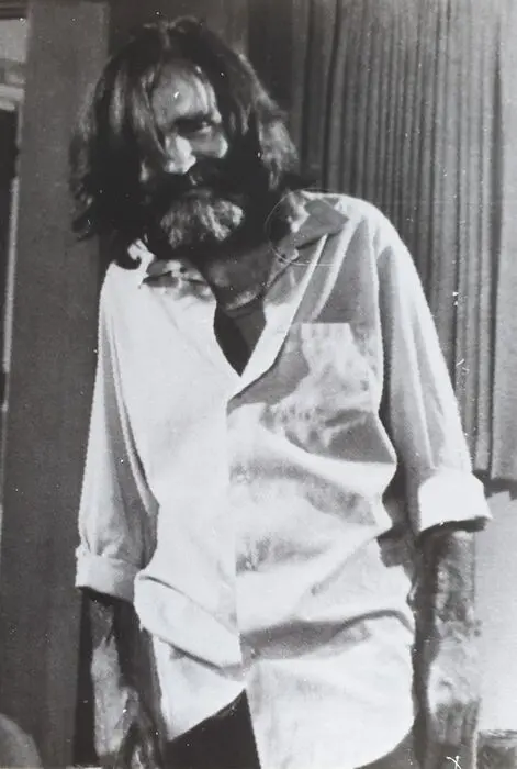 AFP - Vintage 1981 - Interview of mass murderer Charles