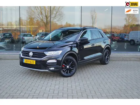 Volkswagen T-ROC 1.5 TSI Sport | Automaat | Stoelverwarming | Carplay | Acc