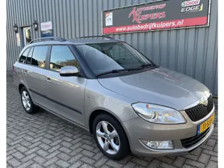Škoda Fabia Combi 1.2 TSI Tour Navi.Airco.Lm.velgen.Pdc.Trekhaak