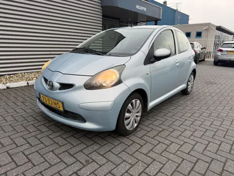 Toyota Aygo 1.0-12V + | Nieuwe APK