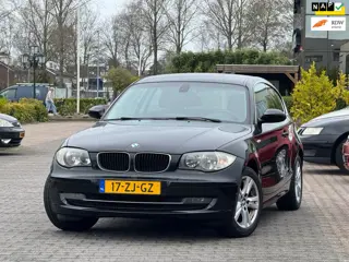 BMW 1-serie 116i Business Line | Groot scherm | Climate control | Bluethooth | 2 sleutels | Elektris