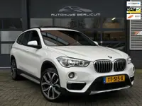 BMW X1 SDrive20i Orange Edition II Pano Head-up Sfeer Dealer onderhouden
