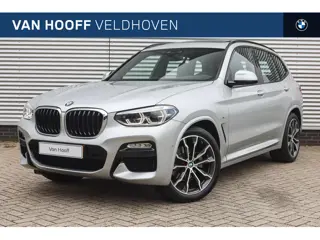 BMW X3 sDrive20i High Executive M Sport Automaat / Panoramadak / Sportstoelen / Achteruitrijcamera /