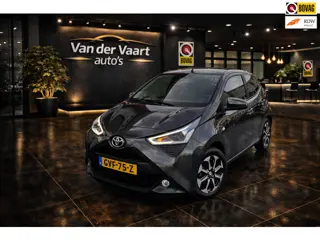 Toyota Aygo 1.0 VVT-i x-clusiv LMV CLIMA AUTOMAAT