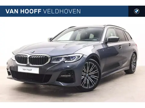 BMW 3 Serie Touring 330i High Executive M Sport Automaat / Panoramadak / Sportstoelen / Achteruitrij