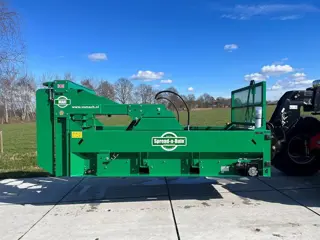 Spread-a-Bale Maxi stroverdeler