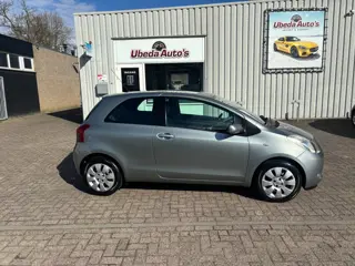 Toyota Yaris 1.3 VVTi Sol--UNIEK--NL AUTO KM 31440 NAP 4999E