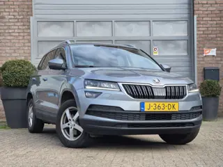 Škoda Karoq 1.0 TSI Business Edition Parkeersensoren / Stoelverwarming.