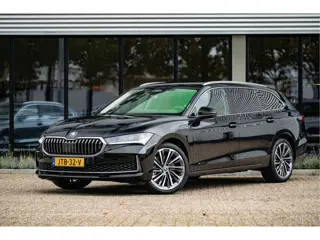 Škoda Superb Combi 1.5 TSI PHEV Laurin & Klement | HUD | Leder | Adapt. Cruise | DCC | Matrix LED | 