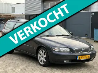 Volvo V70 2.4 Comfort Line AUTOMAAT AIRCO CLIMA TREKHAAK APK