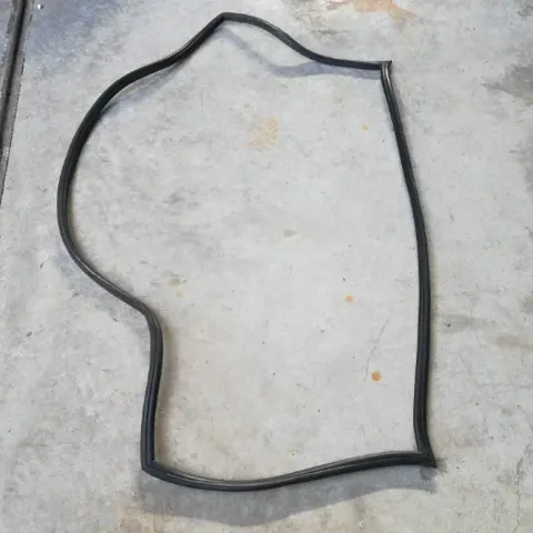 Windscreen rubber for Maserati Indy