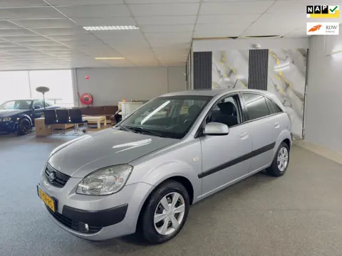 Kia Rio 1.4 LXE Apk Nieuw,Automaat,Airco,E-Ramen,Weinig km's,N.A.P,Trekhaak,5Deurs,