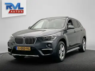 BMW X1 sDrive18d Centennial High Executive Trekhaak Navigatie Leder Panorama-dak
