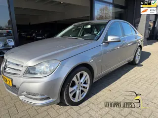 Mercedes-Benz C-klasse 180 Avantgarde / 141106 KM