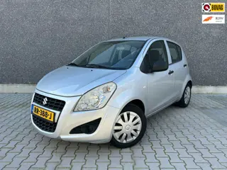 Suzuki Splash 1.0 VVT Base | STOELVERWARMING | PARKEERSENSOREN | BLUETOOTH | AUX/USB | APK T/M 2-3-2