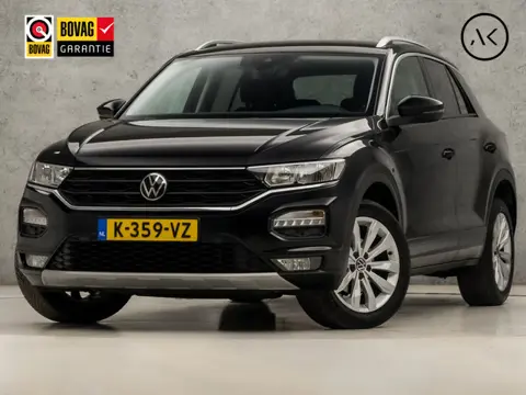 Volkswagen T-Roc 1.0 TSI Sport (APPLE CARPLAY, GROOT NAVI, CLIMATE, PARKEERSENSOREN, SPORTSTOELEN, A